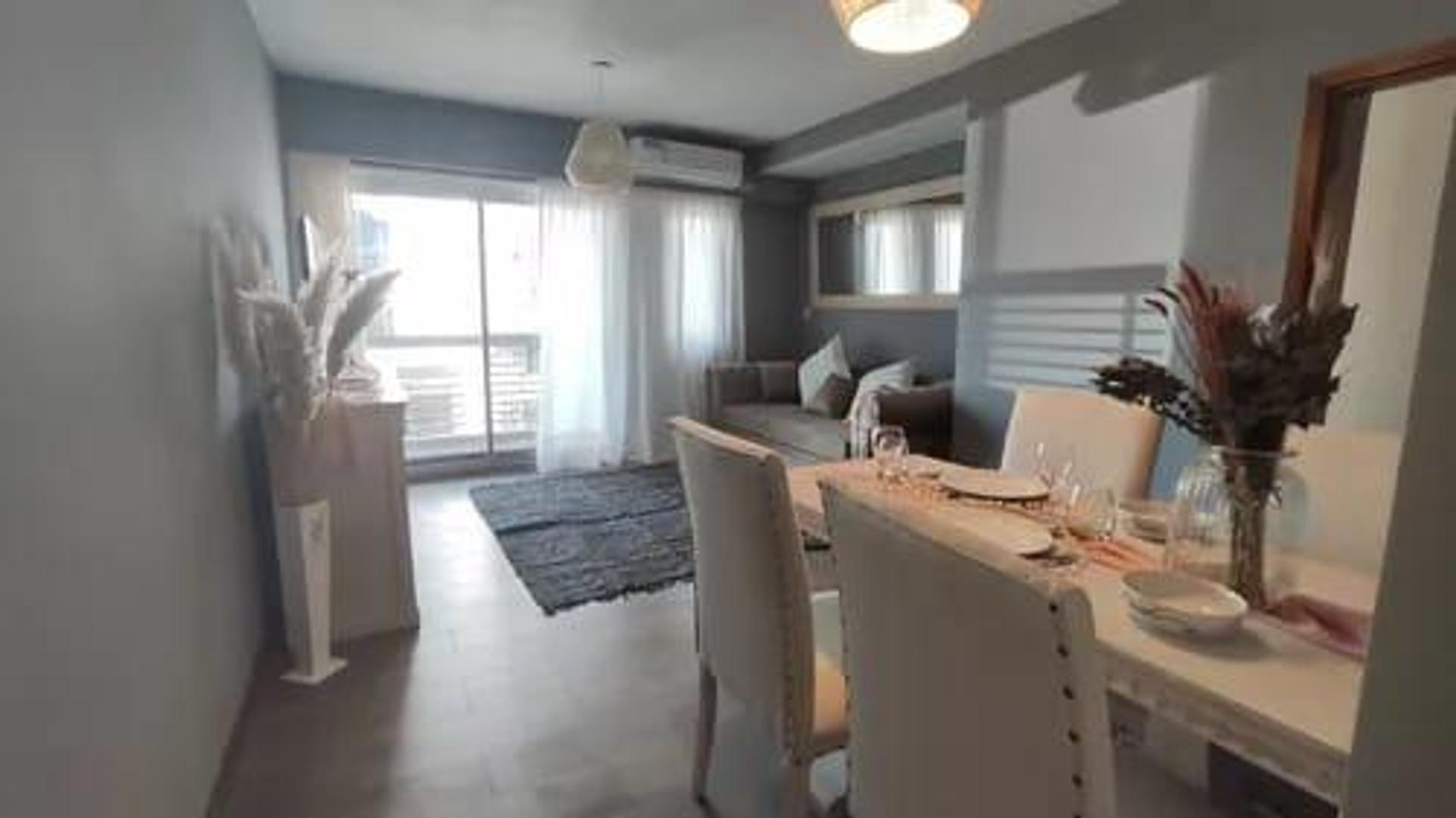 Aristóbulo del Valle al 700