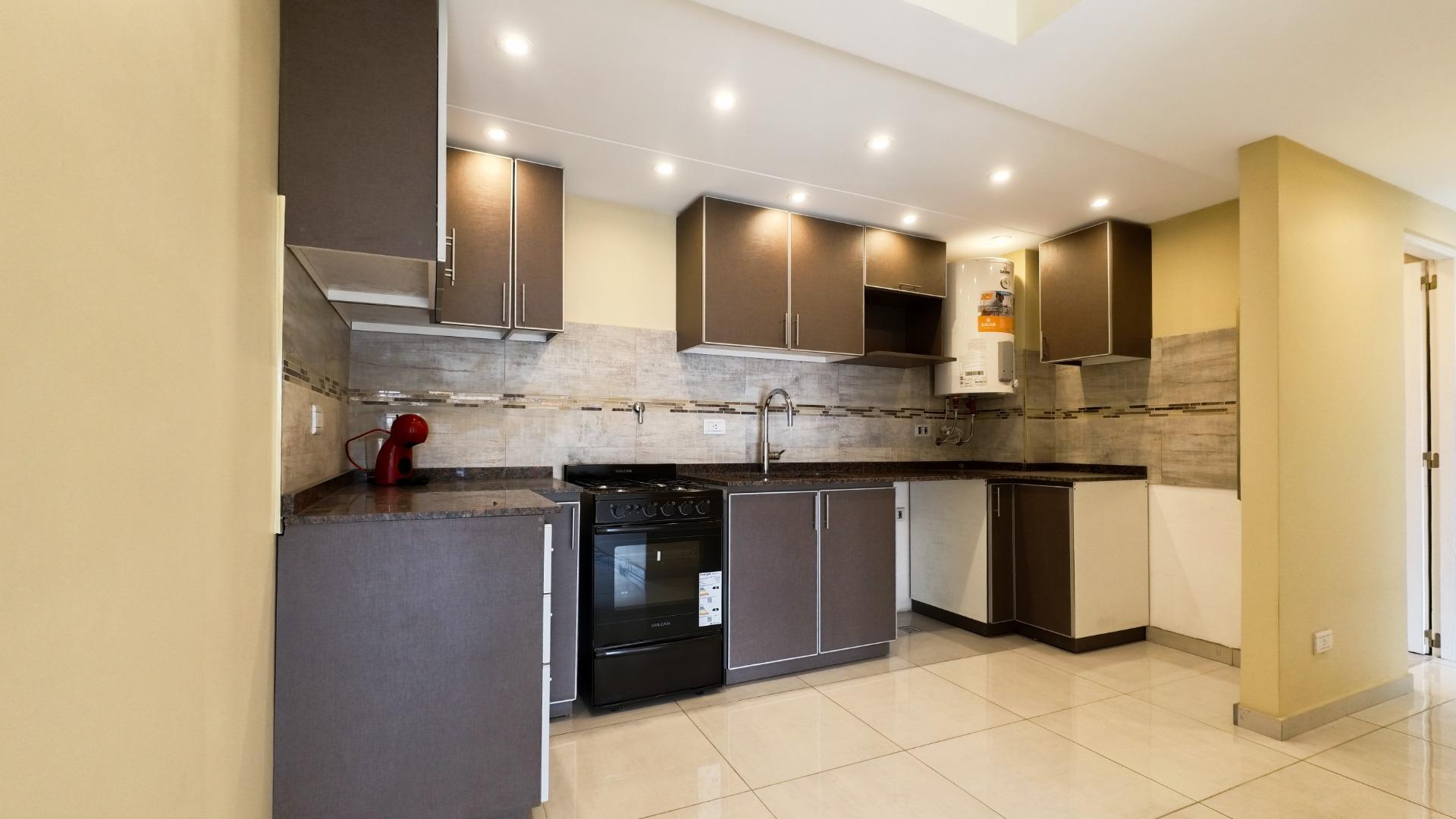 DEPARTAMENTO  3 Amb C/BCON ESTRENAR