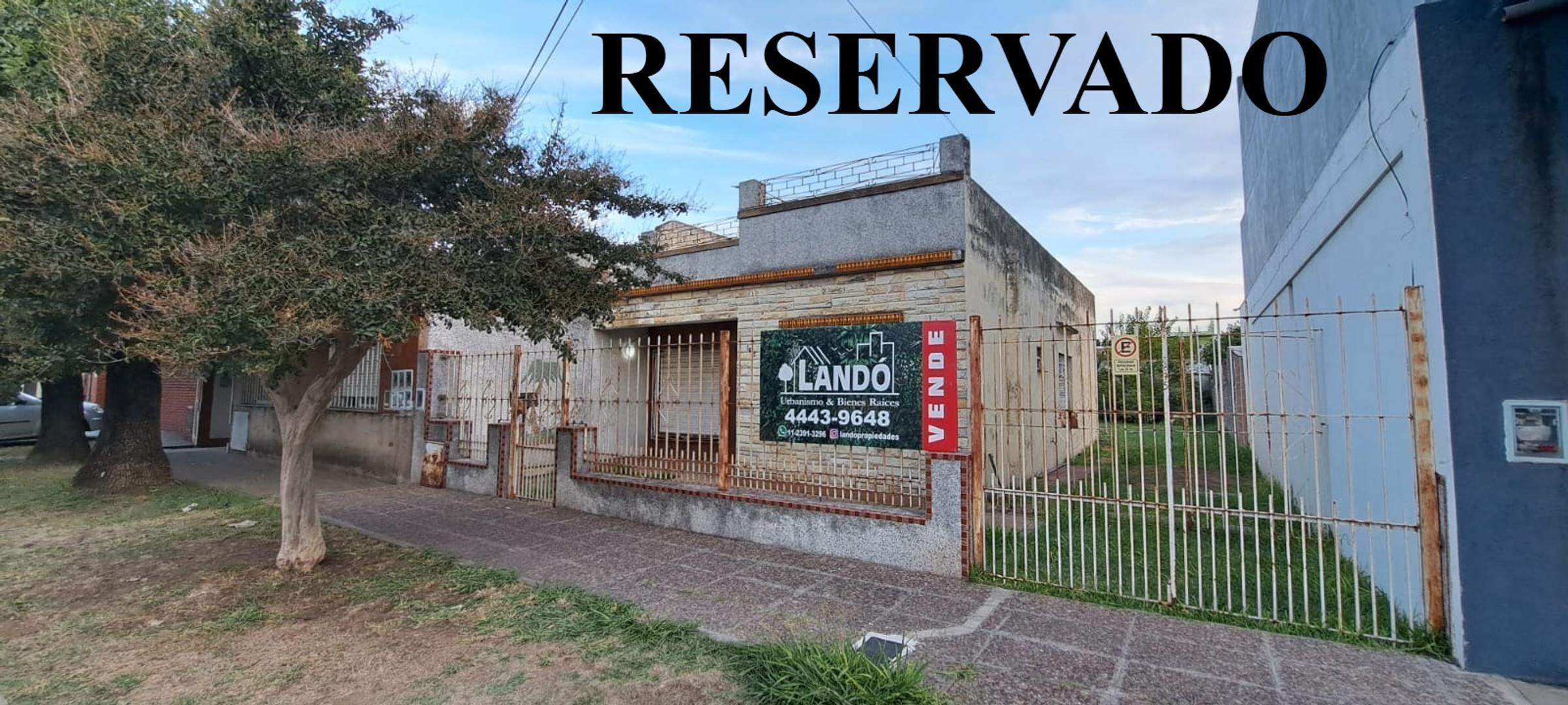 CASA 3 AMBIENTES CON FONDO LIBRE Y TERRAZA - APTO CREDITO