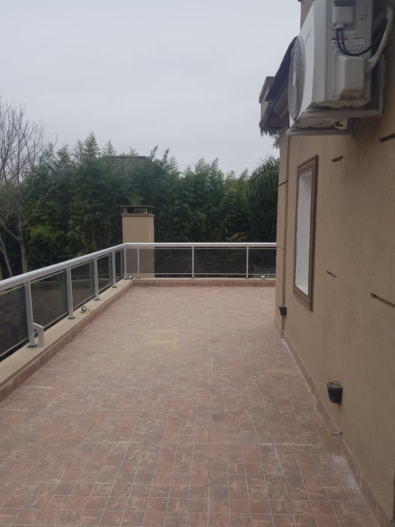 Casa en Venta en Solar Del Bosque, USD 360.000