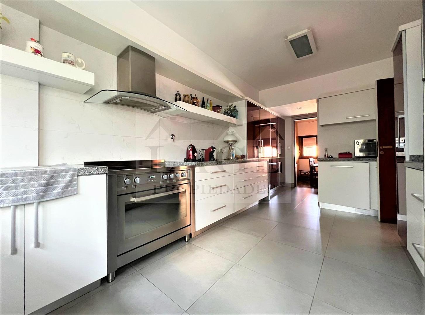 Casa en Venta en Saavedra, USD 450.000