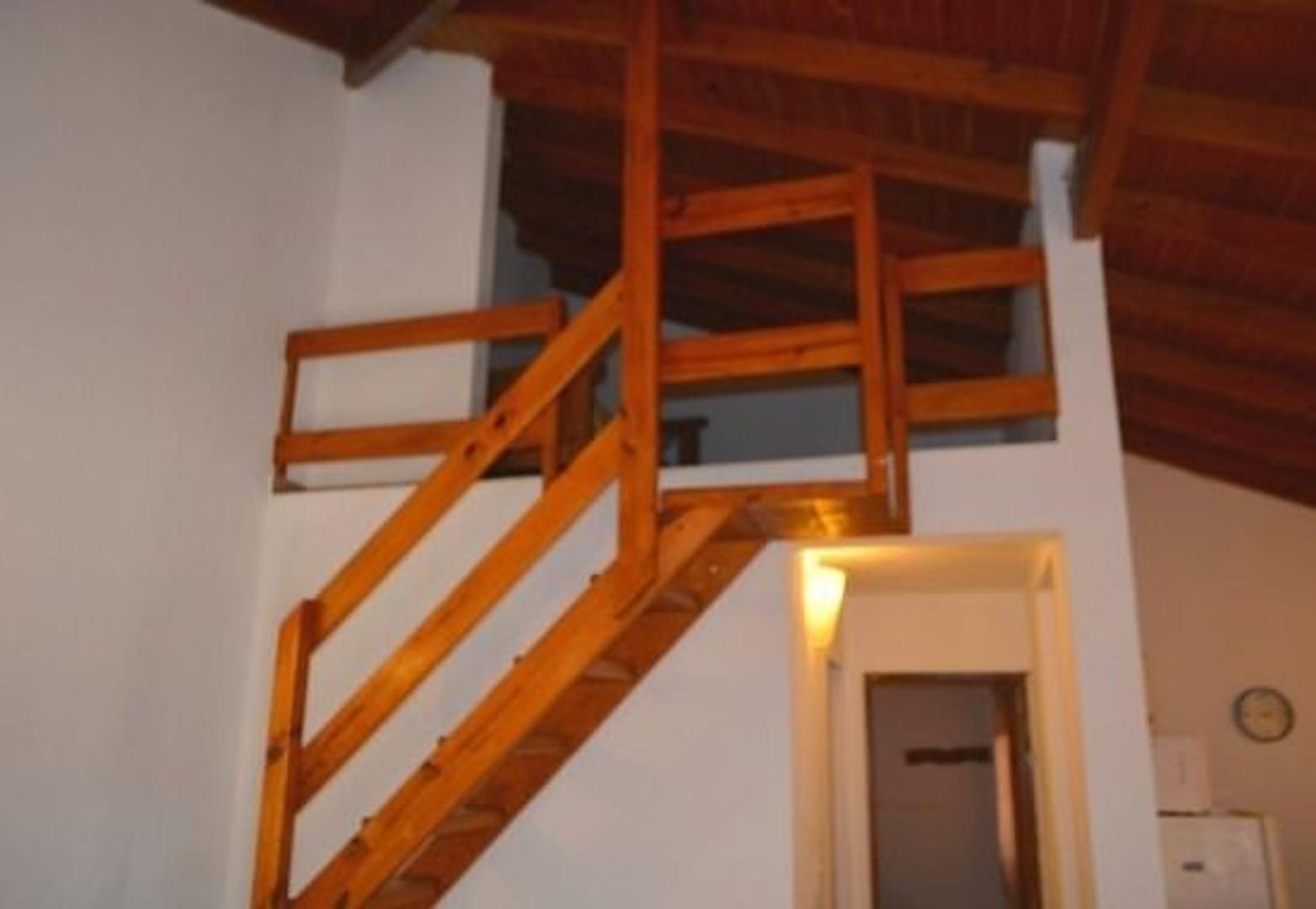 Casa en Alquiler Temporal con 1 cochera