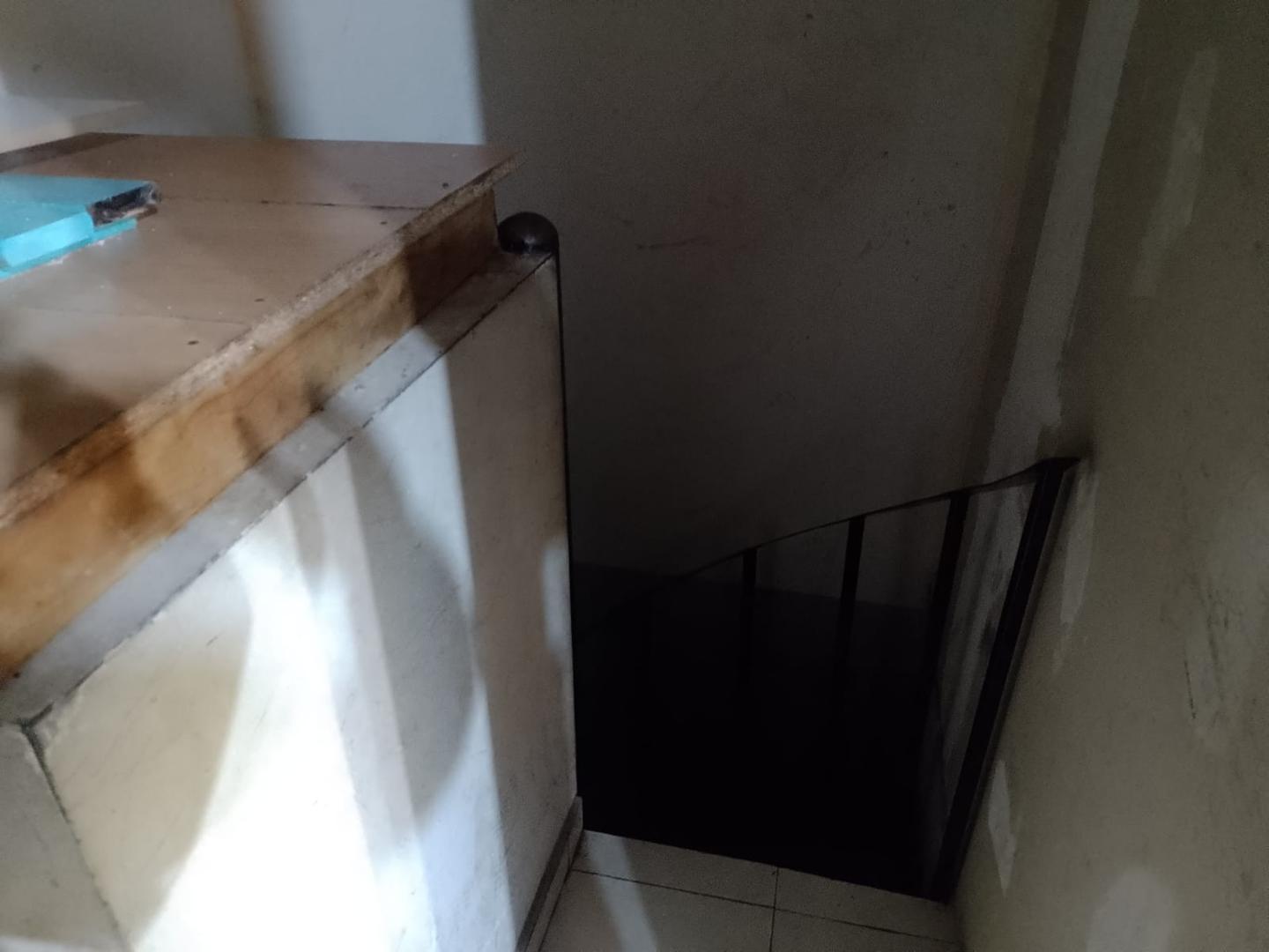 VENTA LOCAL CENTRO RIOBAMBA 400