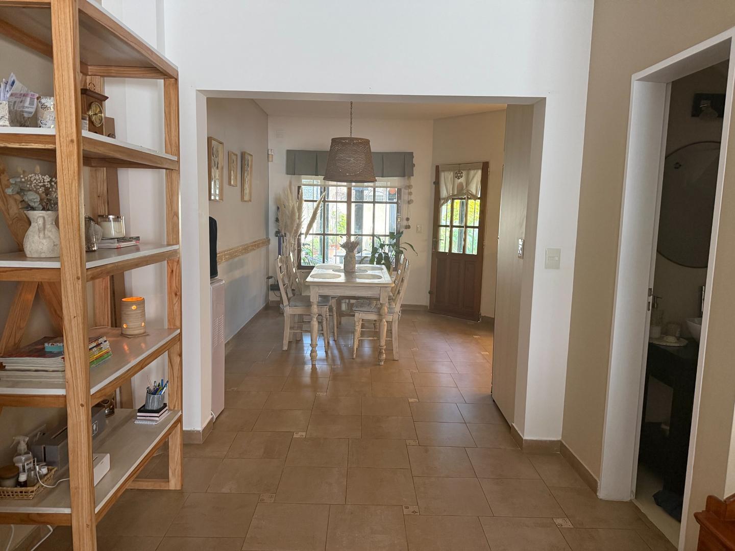 Casa en Venta en Villa Adelina, USD 289.000