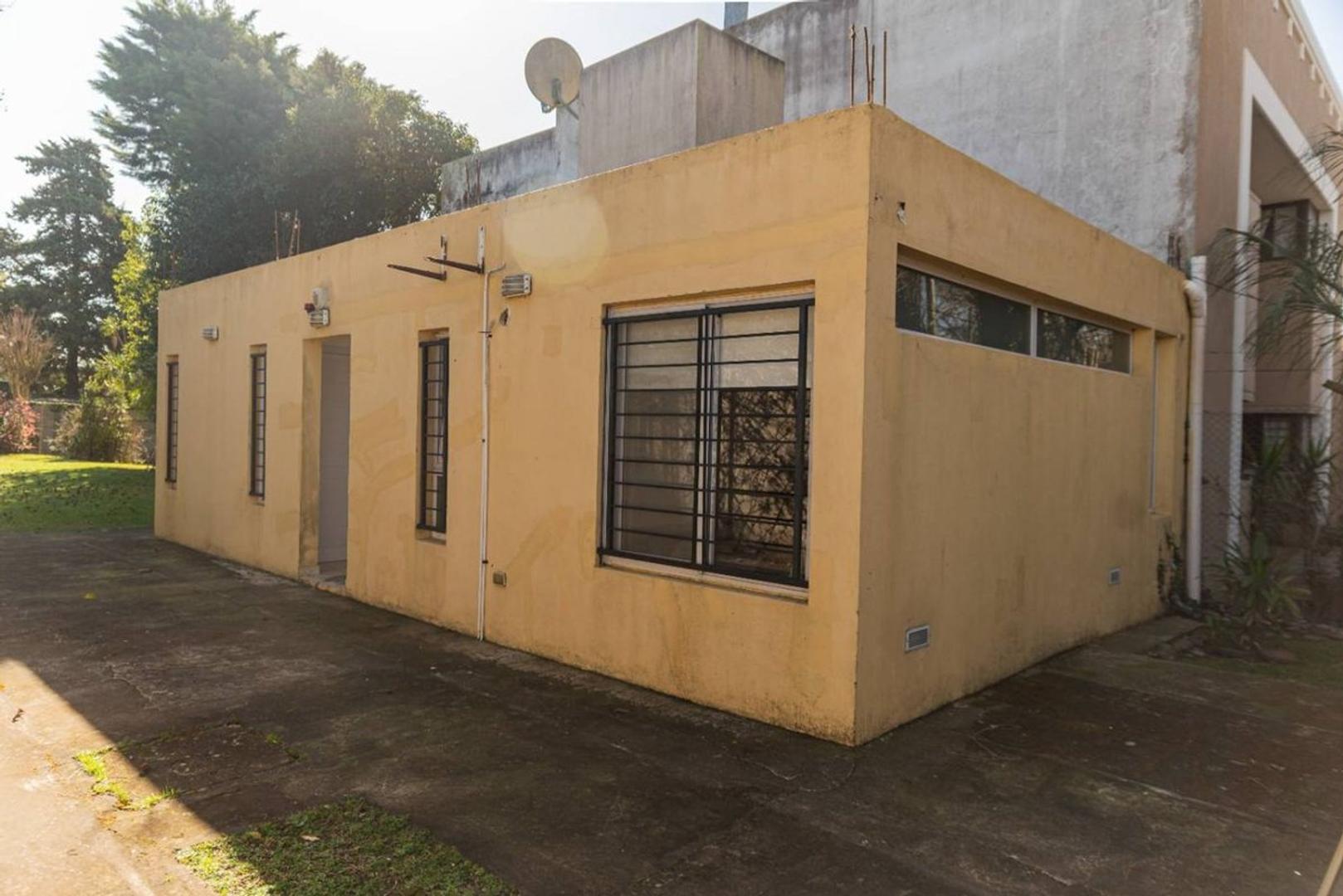 487 e/16 y 16 bis Casa 1 dormitorio venta Gonnet