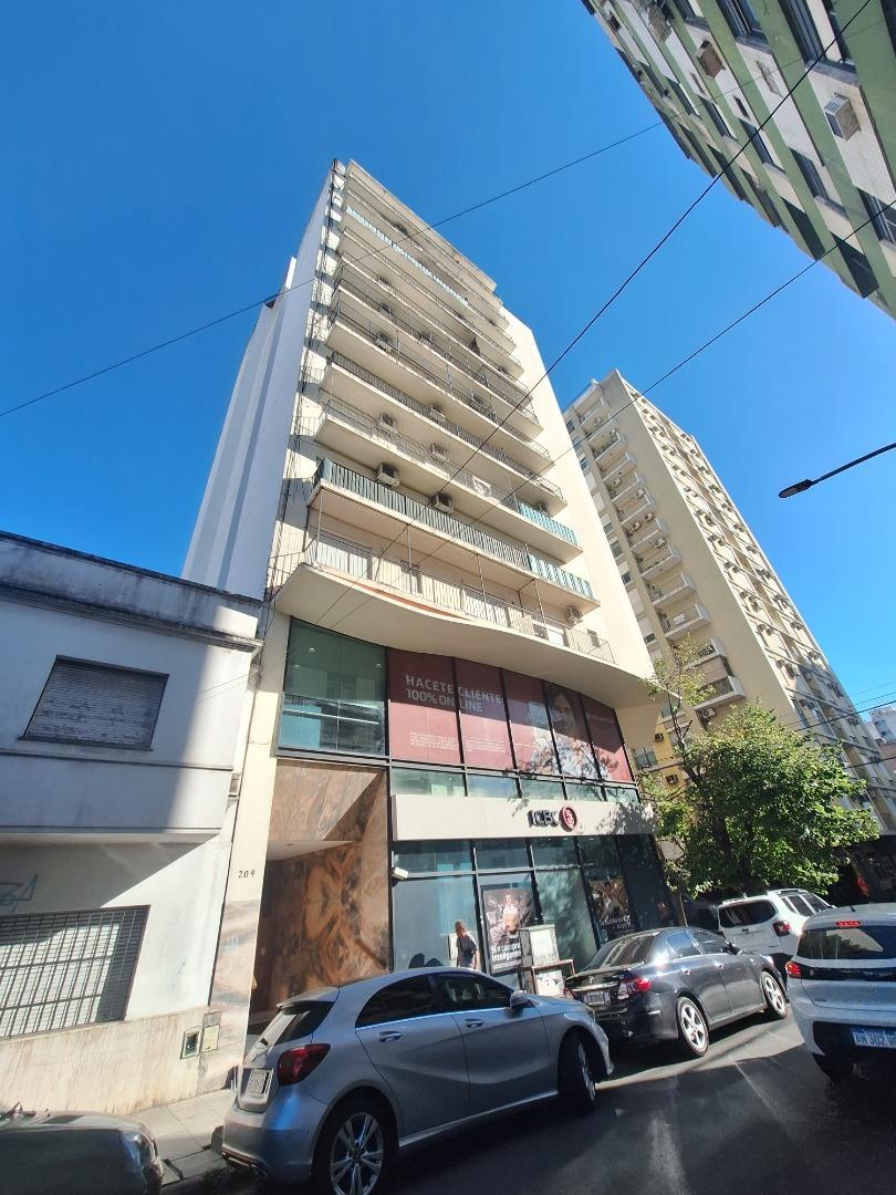 Venta Quilmes Ctro. Depto. 4 ambientes.