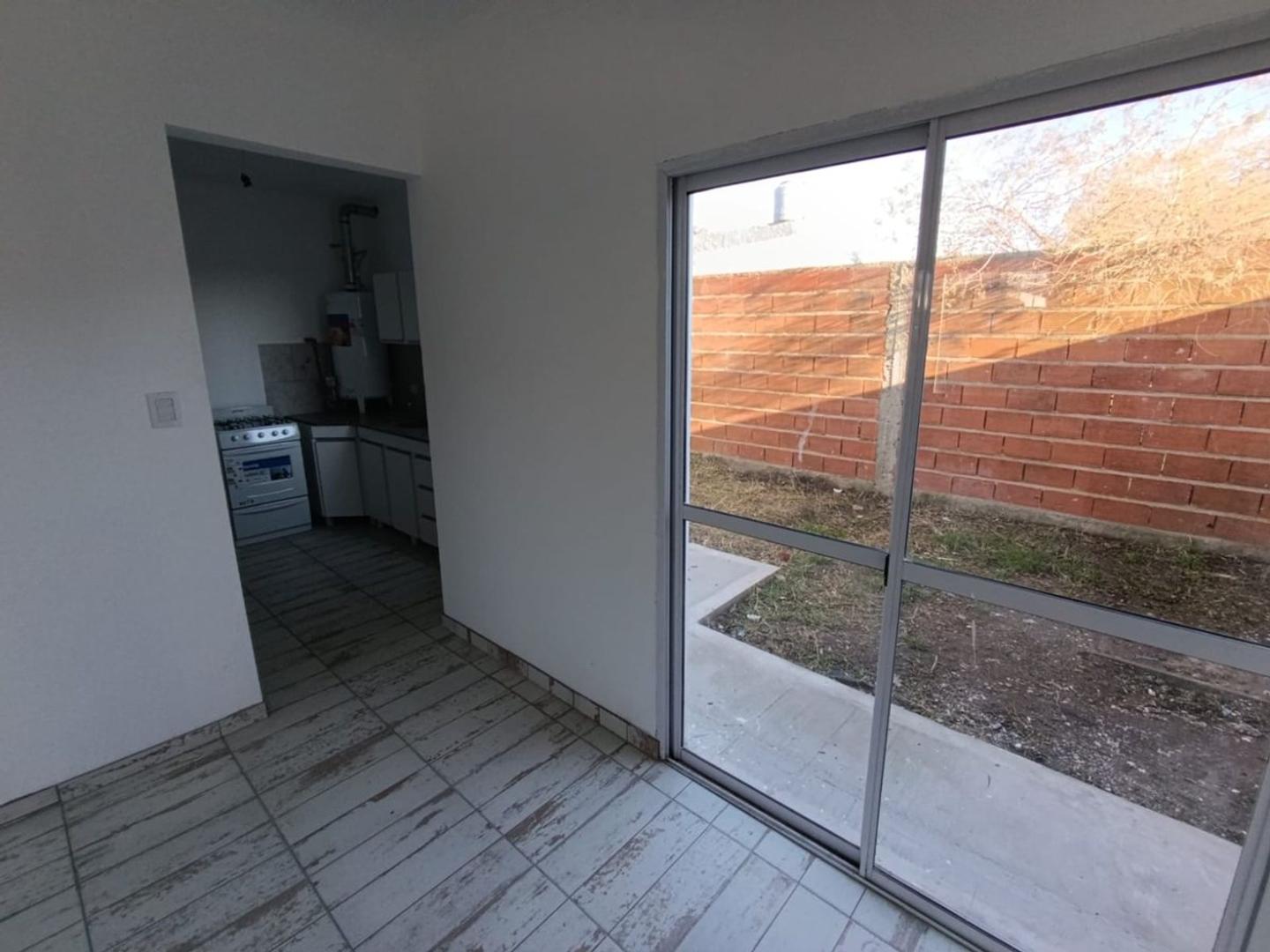 Depto Tipo Casa en Venta de 3 ambientes