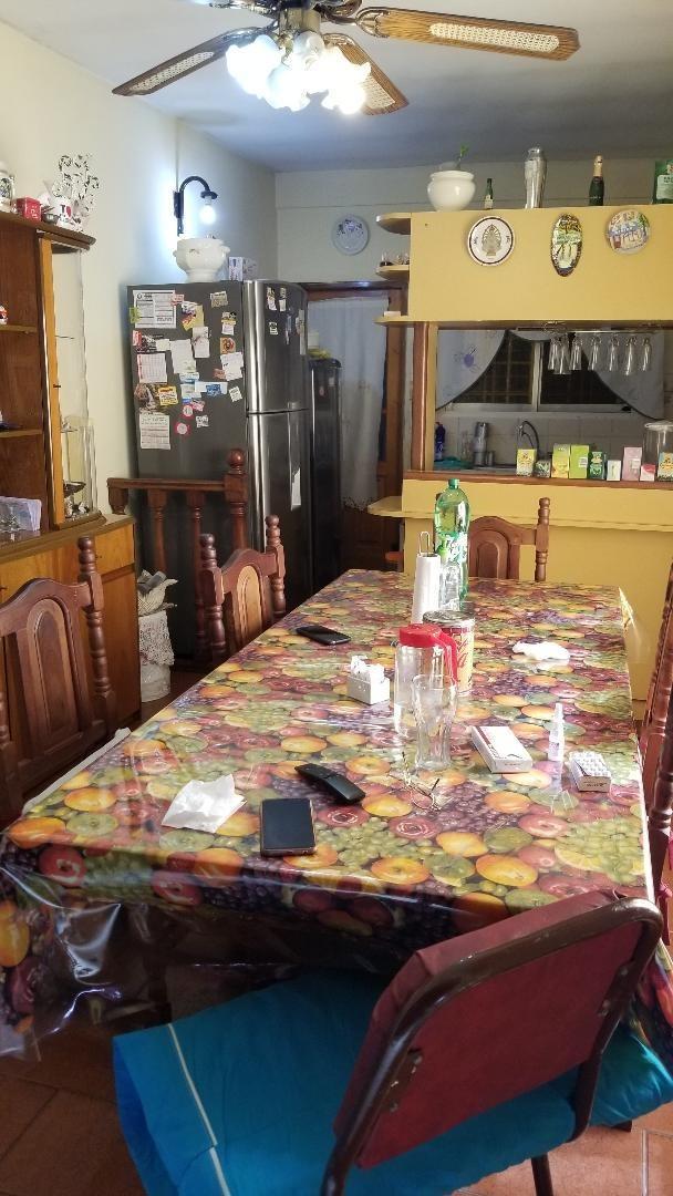 DEPTO T/CASA EN VENTA SADI CARNOT AL 500 WILDE