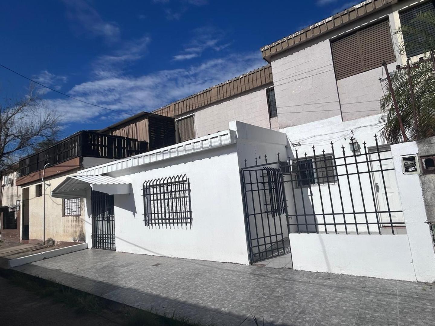 Departamento de 4 Dormitorio- Bº Santa Inés