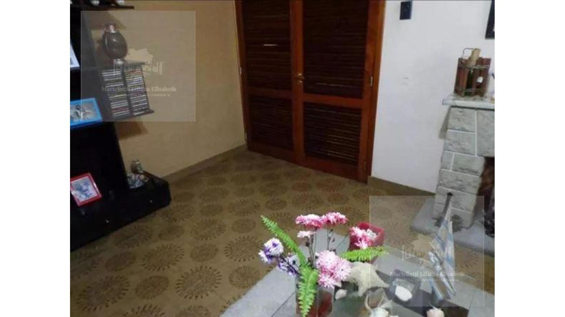 Departamento en Venta en Villa Luzuriaga, USD 138.000