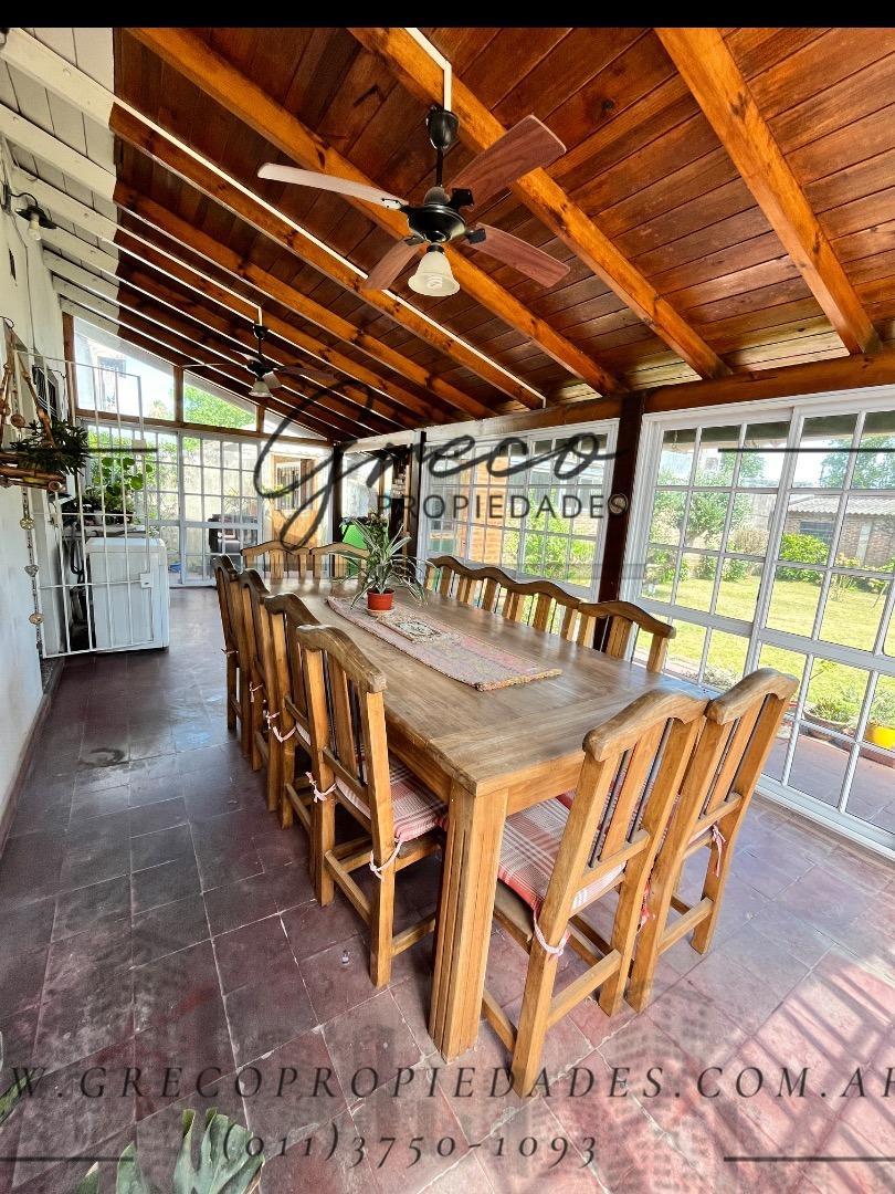 Casa en Venta con 5 cocheras