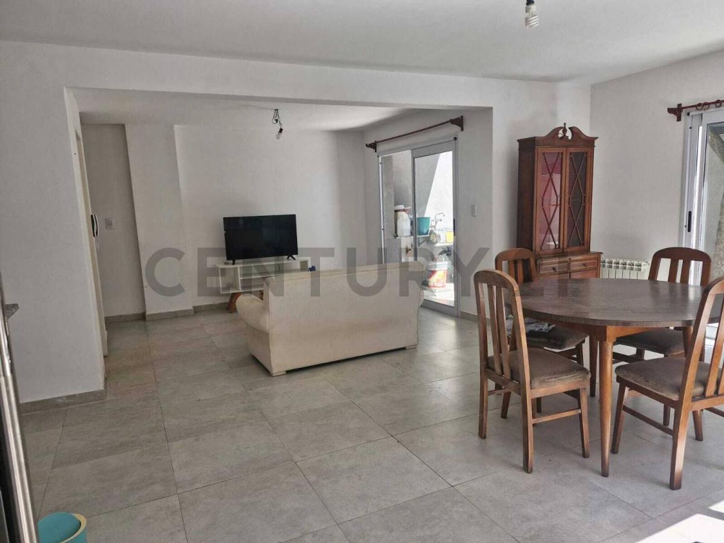 Casa en Venta en Temperley, USD 239.000