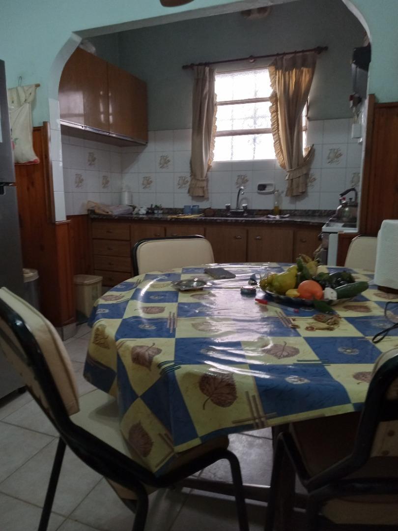 Lindo Chalet 4 Amb en Venta