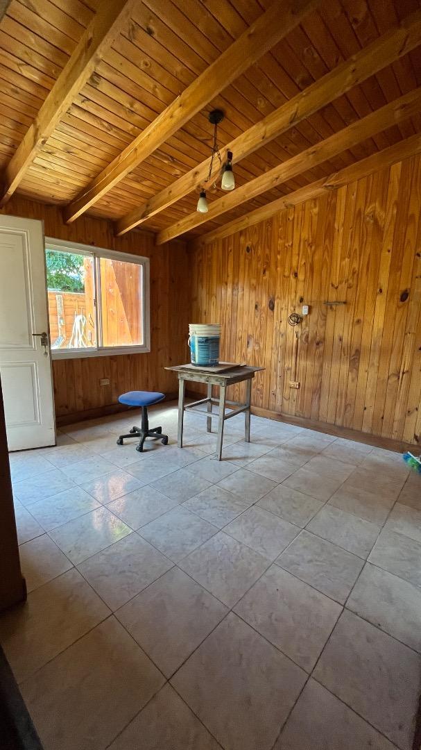Casa 2 ambientes con 1 baño