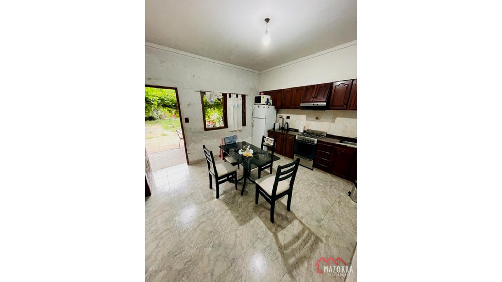 Casa en VENTA - Caseros