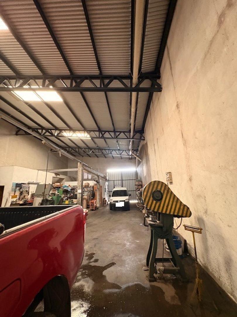 Galpon en Venta en El Grafico, USD 148.000