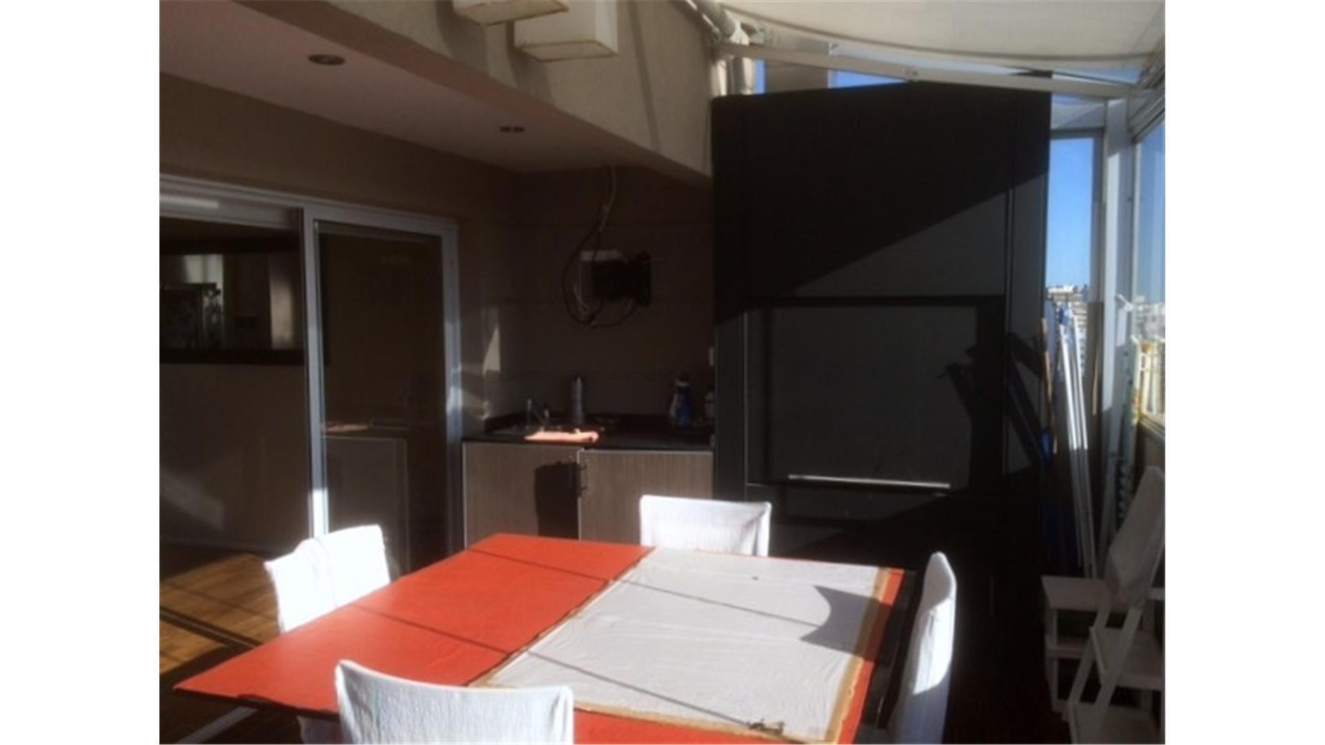 Departamento en Venta con 2 cocheras