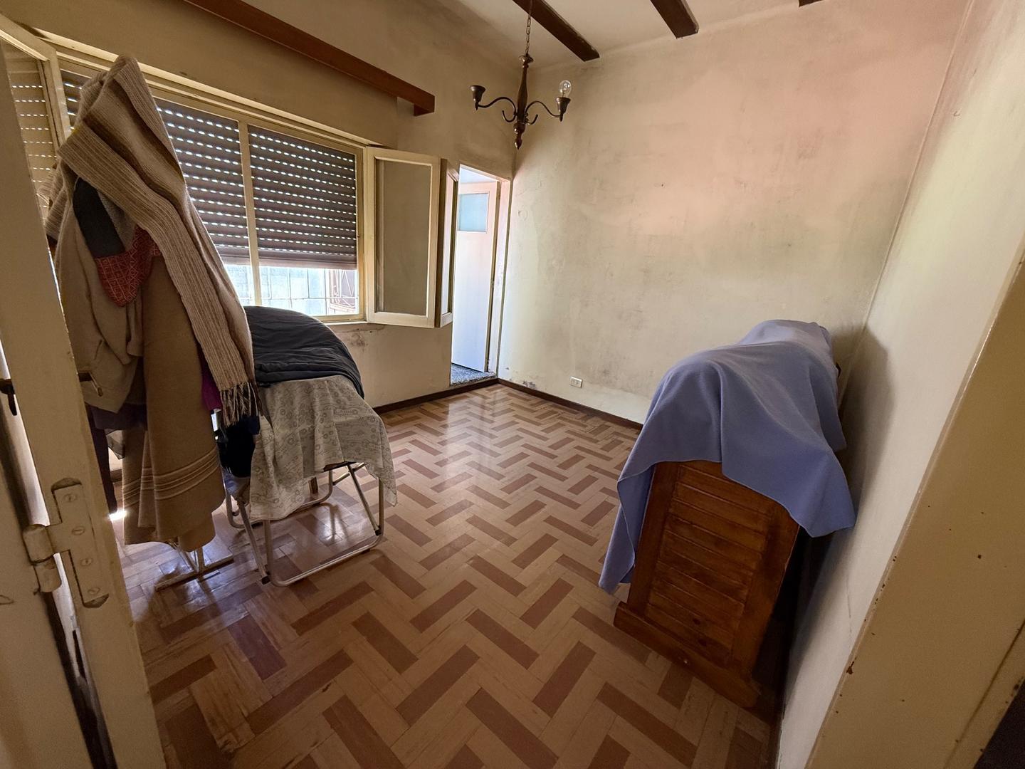 VENTA CASA EN BERNAL OESTE