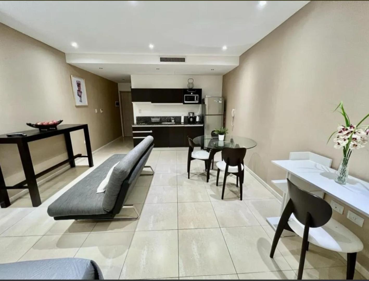 Monoambiente amoblado escriturado.-