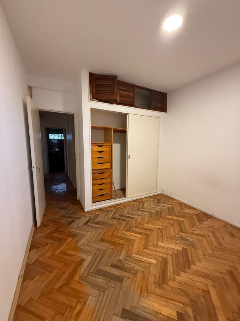 Departamento en Venta en Sarmiento, USD 66.000