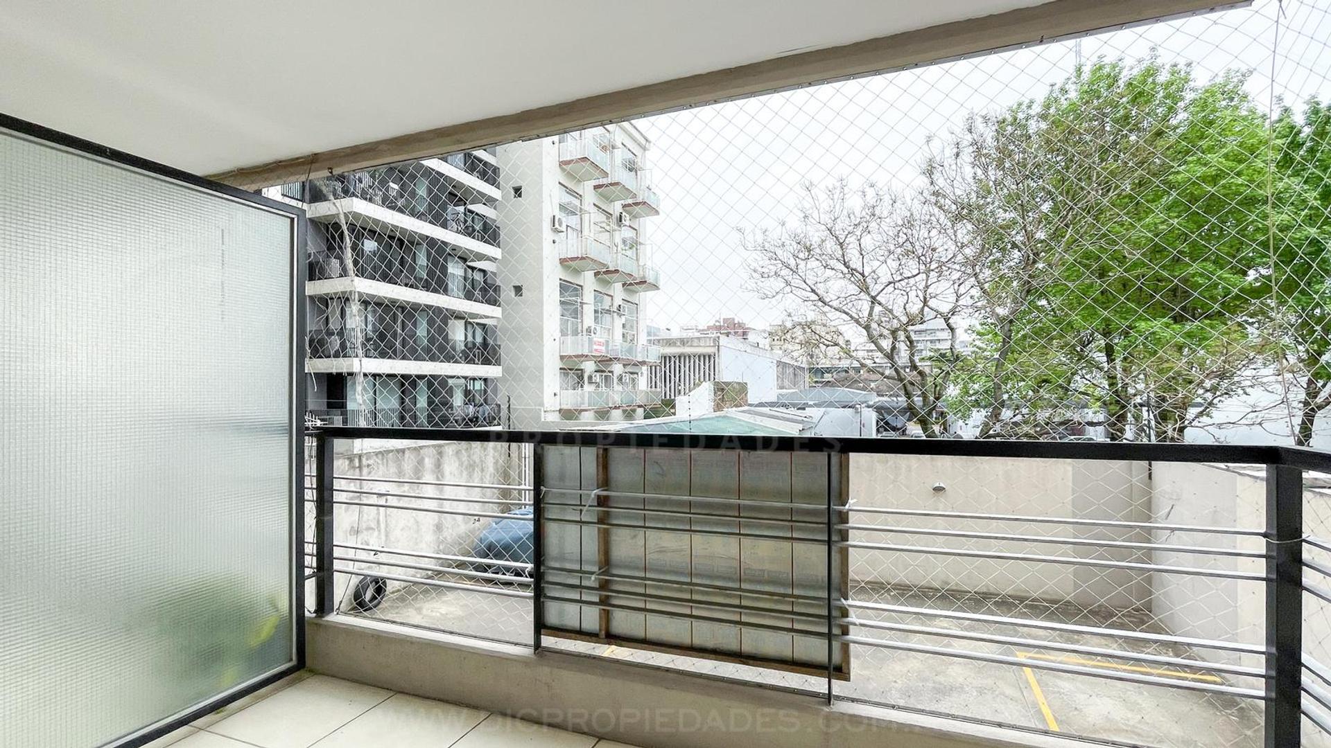 Departamento 3 ambientes con 2 baños