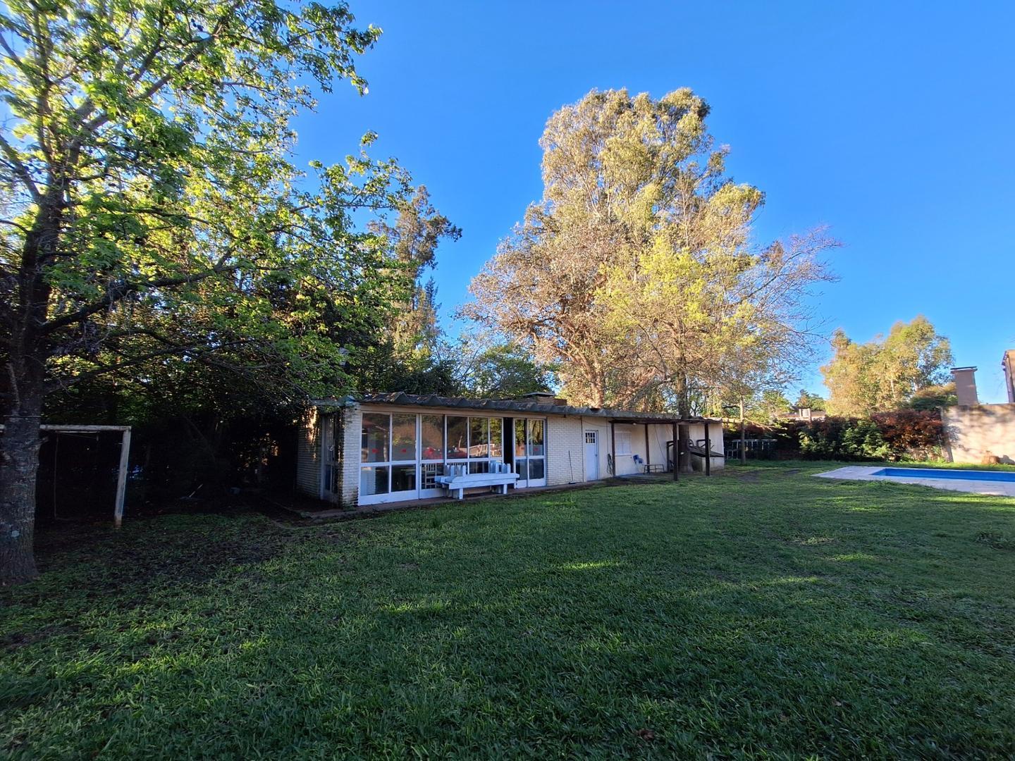 Casa 3 ambientes con 1 baño