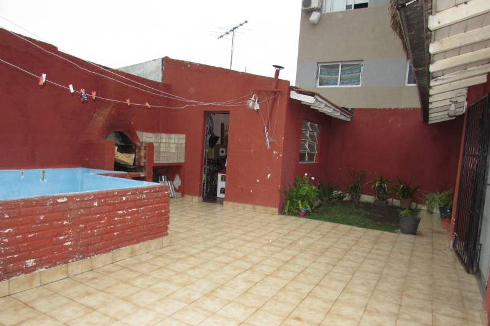 CASA 3 AMBIENTES LOTE PROPIO