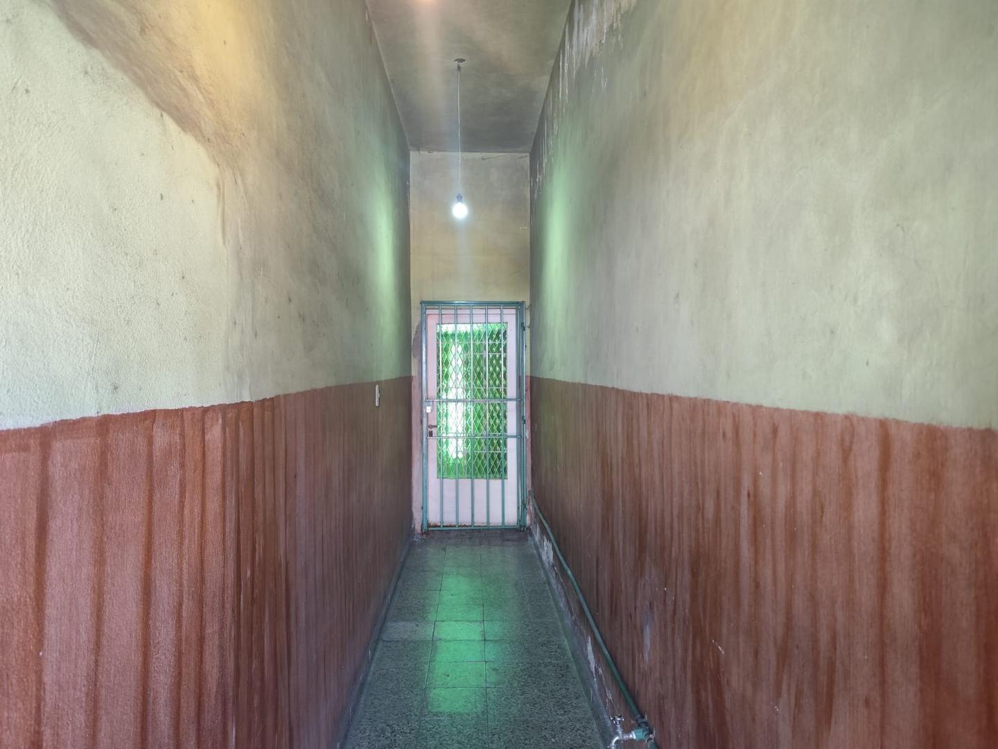 Av. Eva Perón 4000 , Piso PB