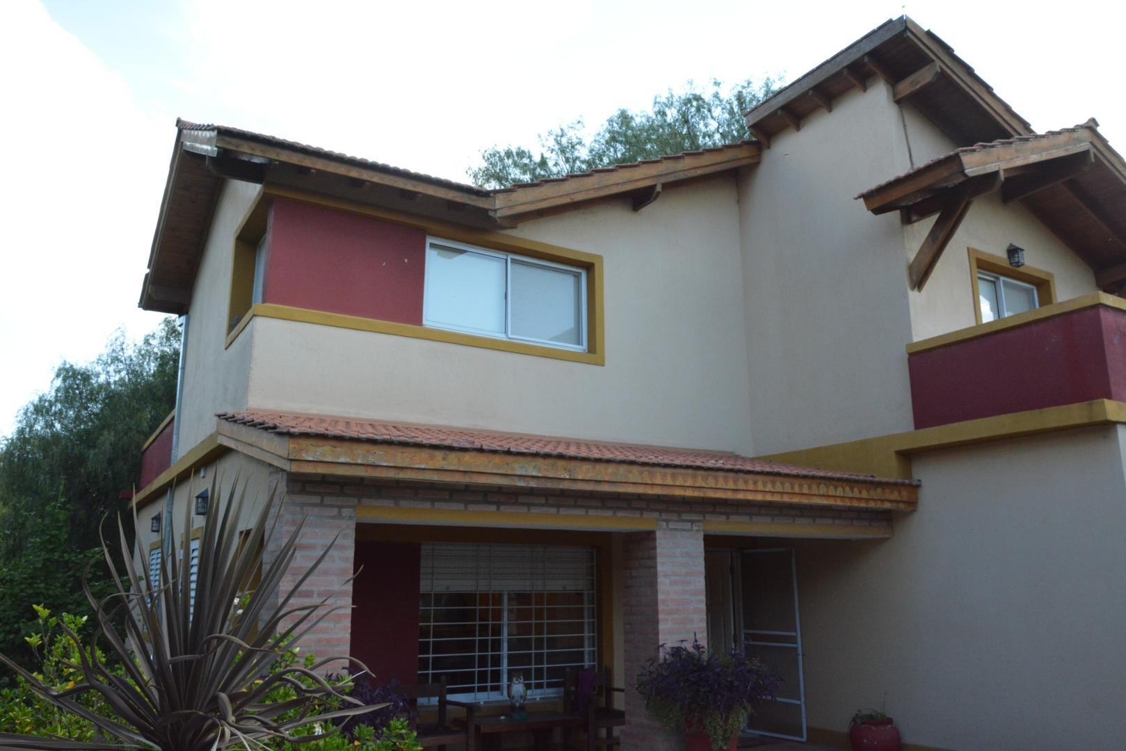 Casa en Venta en Piedra Blanca Arriba, USD 228.000