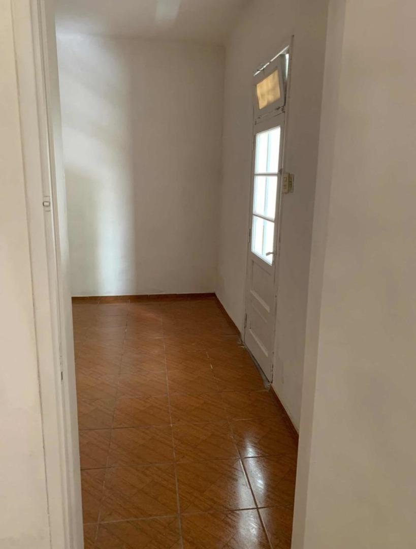 Departamento en Venta en Flores Sur, USD 89.000