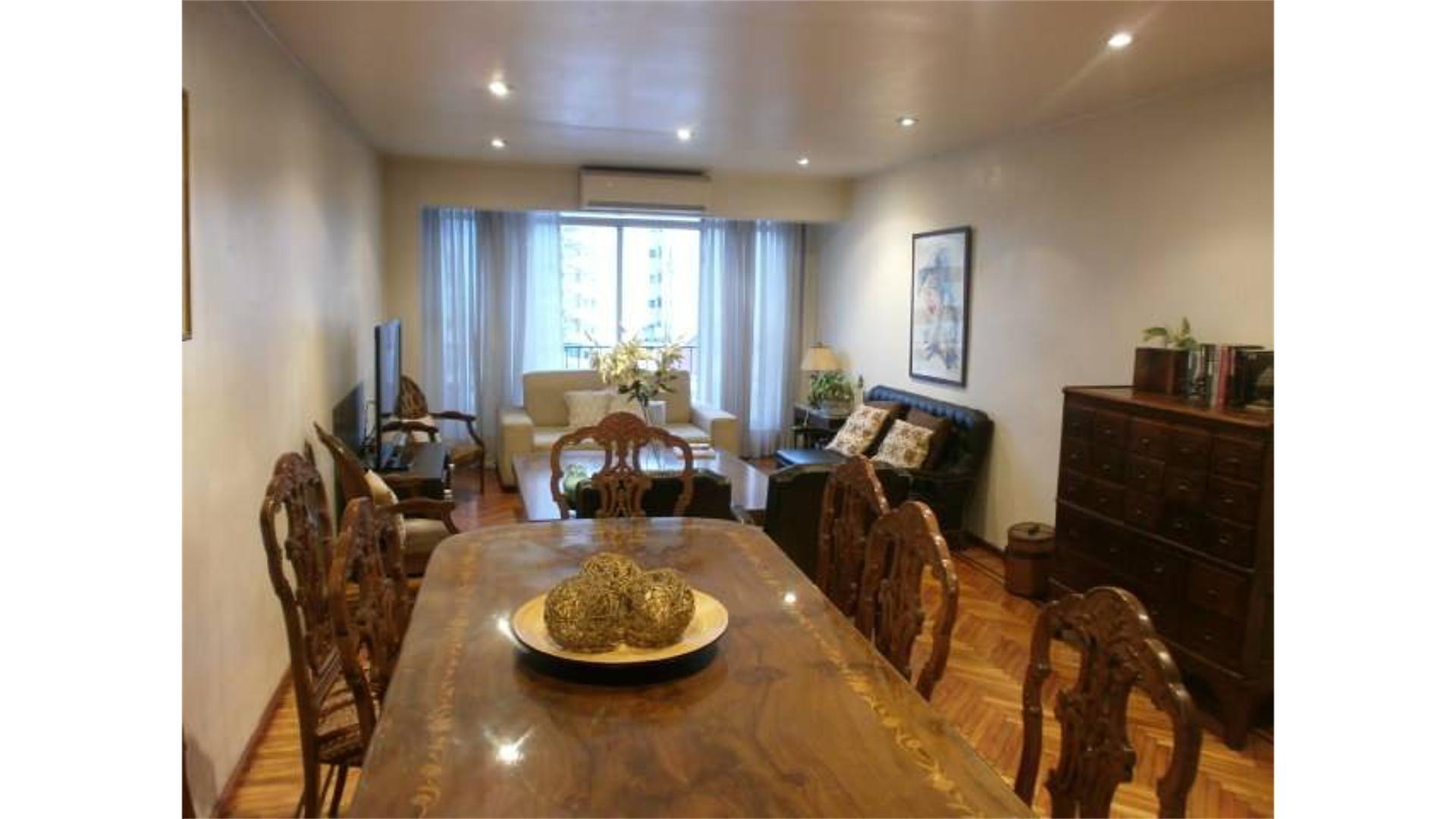 AMPLIO SEMIPISO  4 AMBIENTES CON DEPCIAS DE 139 M2