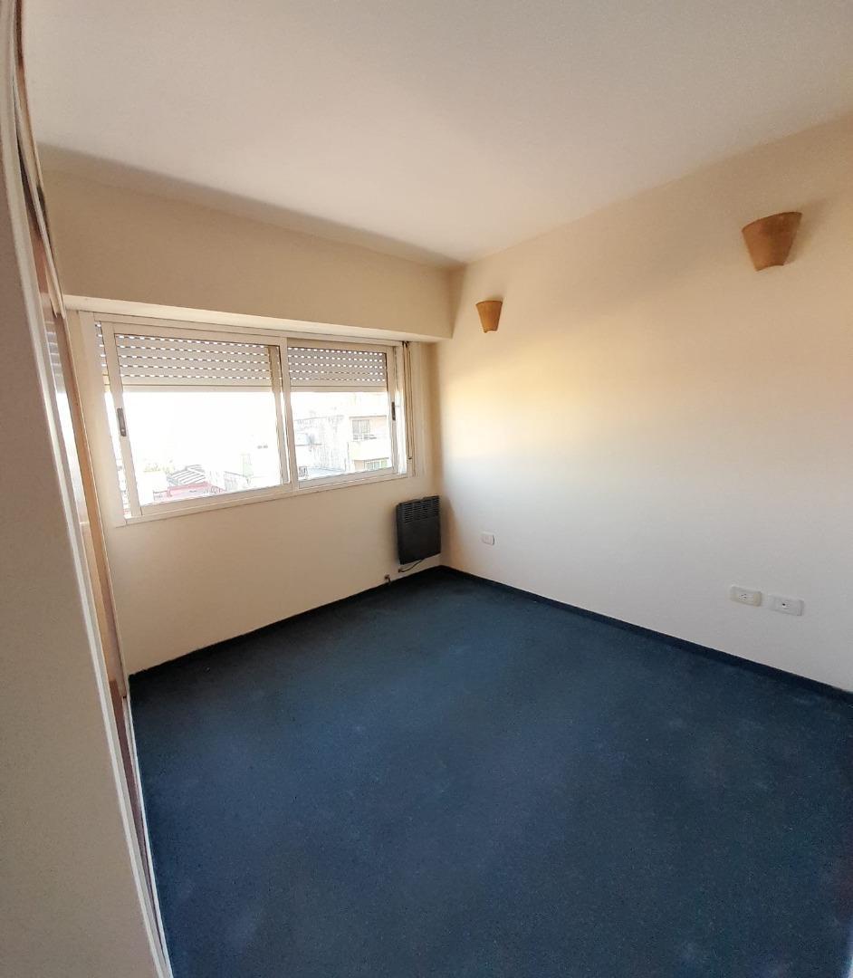 ALQUILER SAN MARTÍN centro DEPTO. 2 AMB C/BALCON al frente