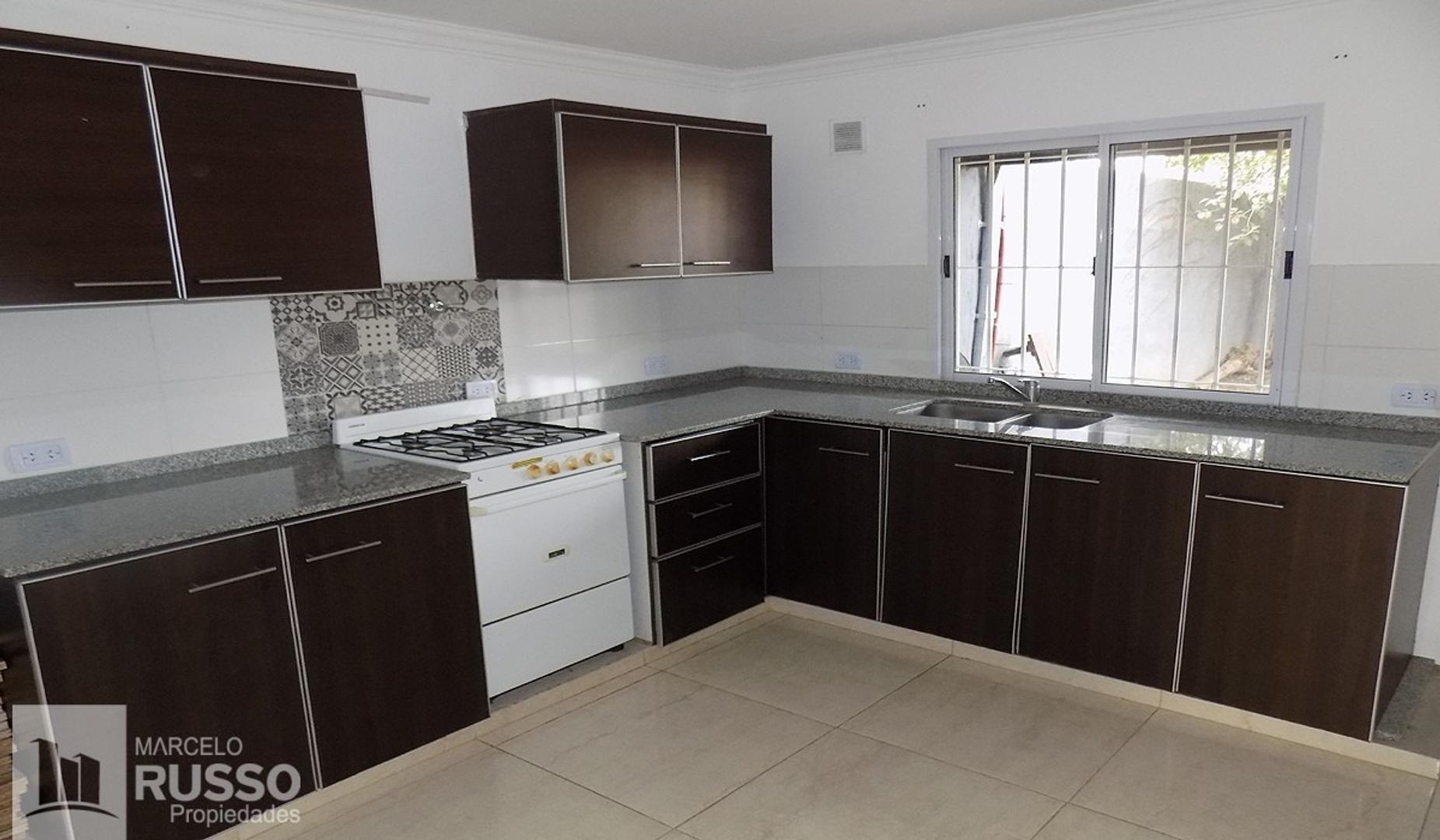 TRIPLEX 4 AMBIENTES – VILLA CLUB