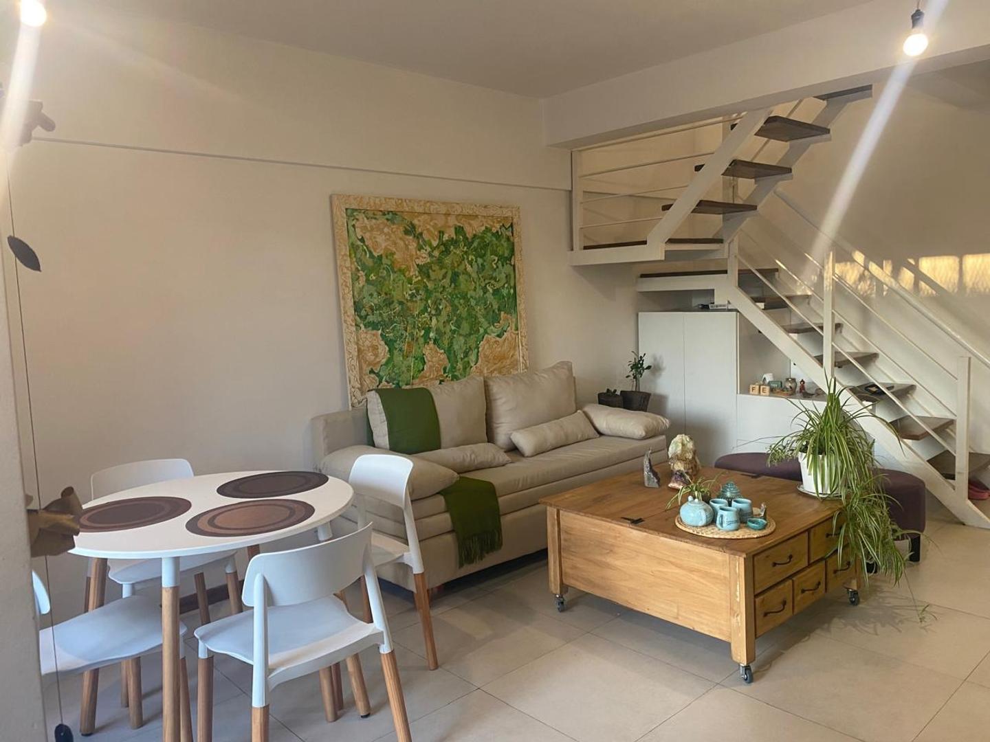 Altolaguirre 3044 , Piso 1