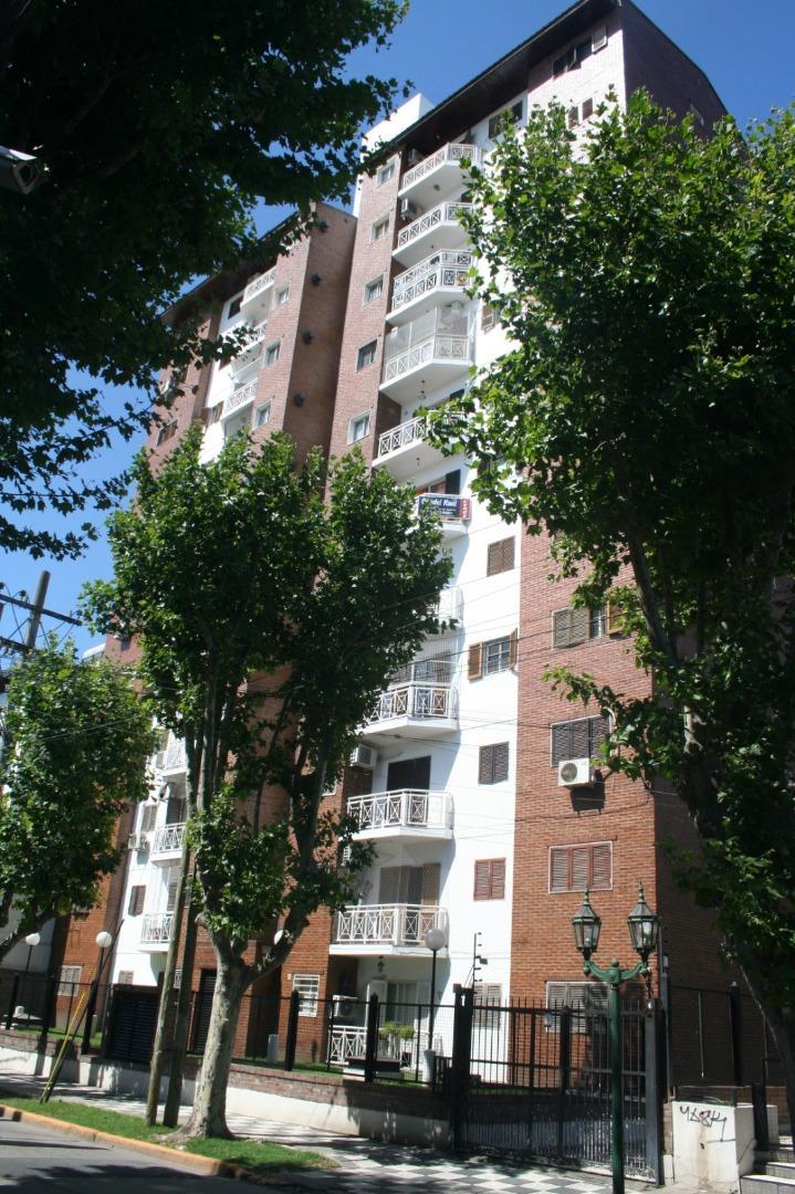 Hermoso Dpto 3 Amb con cochera