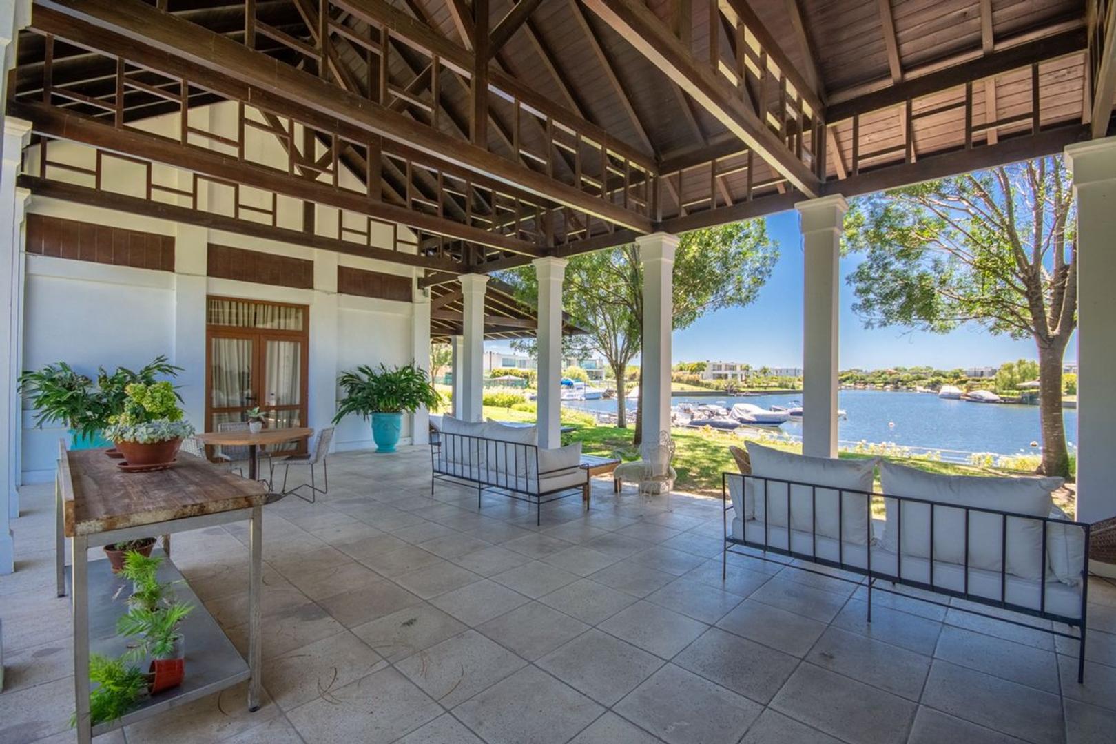 Av. Santa Maria de las Conchas 4200