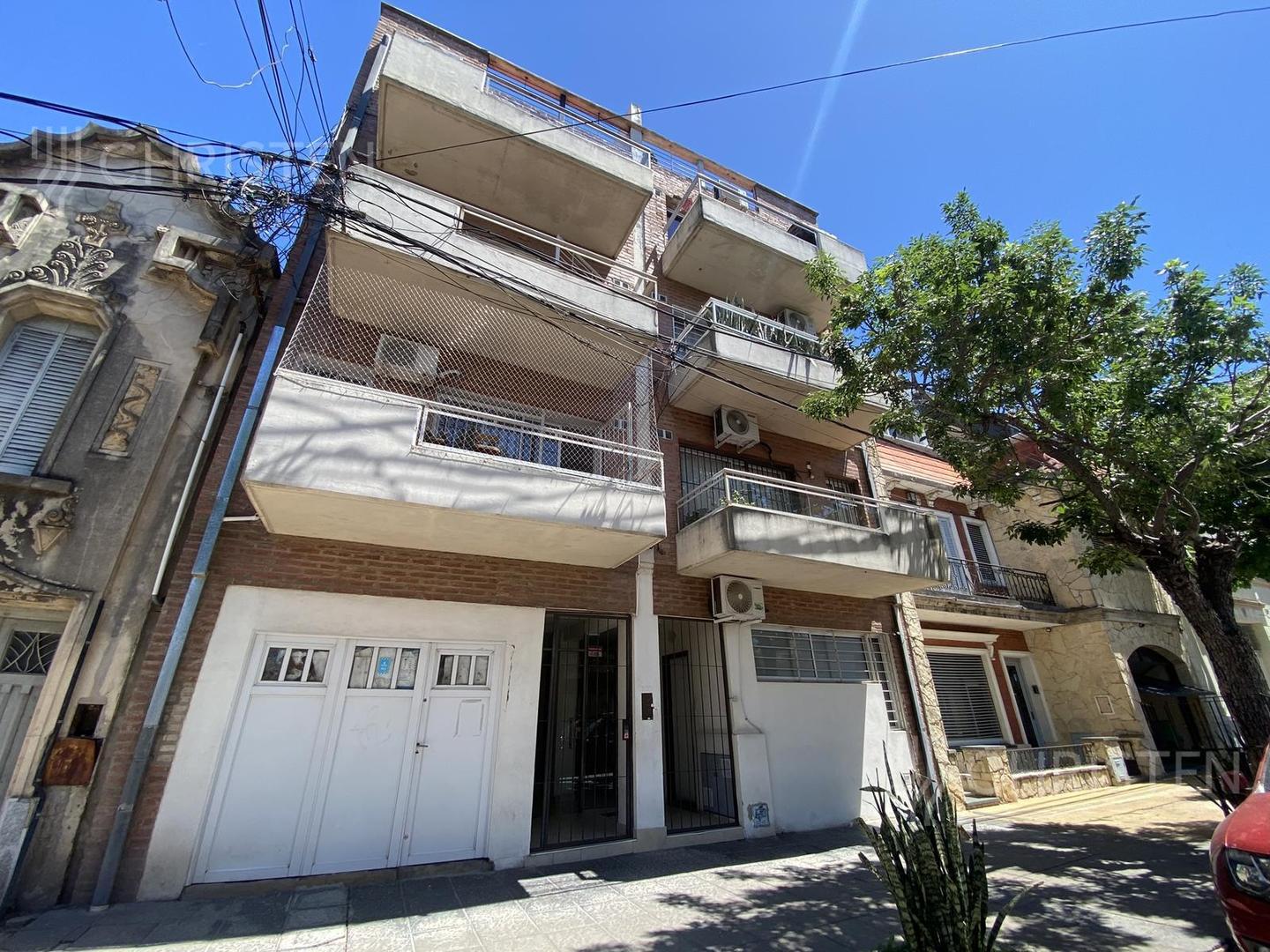 Pje. Luis Zamaro al 3100