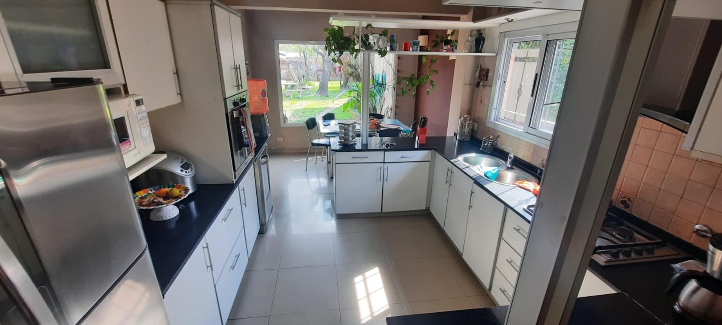 Casa en Venta al Este