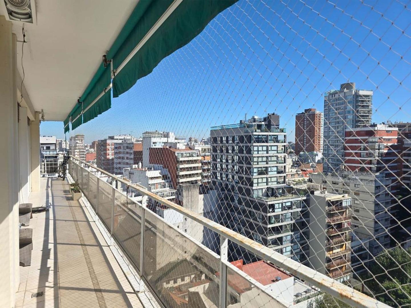 Departamento en Alquiler con 2 cocheras