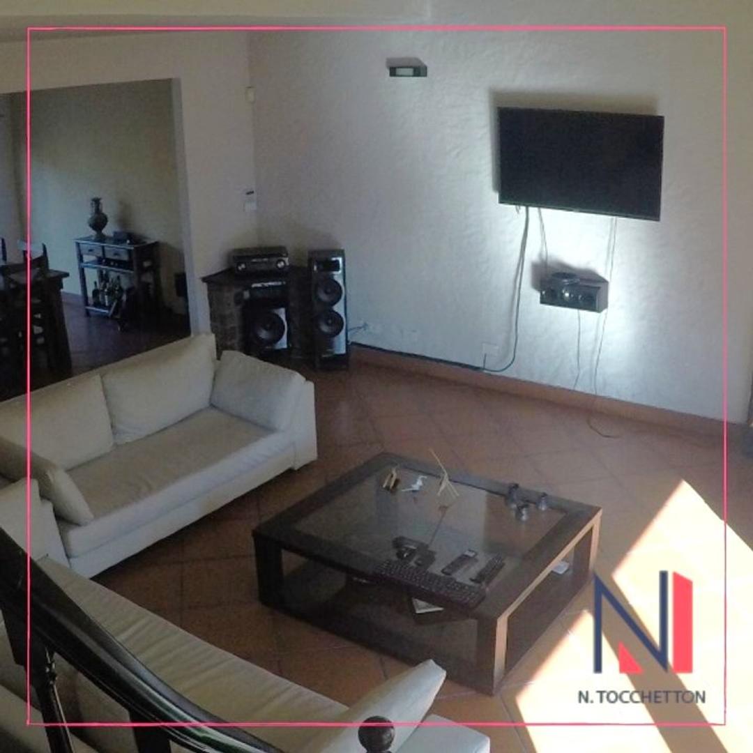 Alquiler casa 4 amb en el centro de Ituzaingo