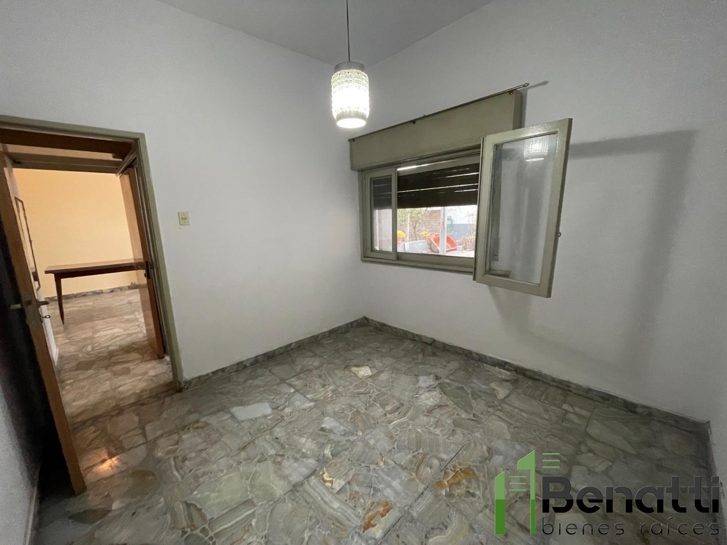 Ph 3 ambientes en planta baja con patio. SIN EXPENSAS