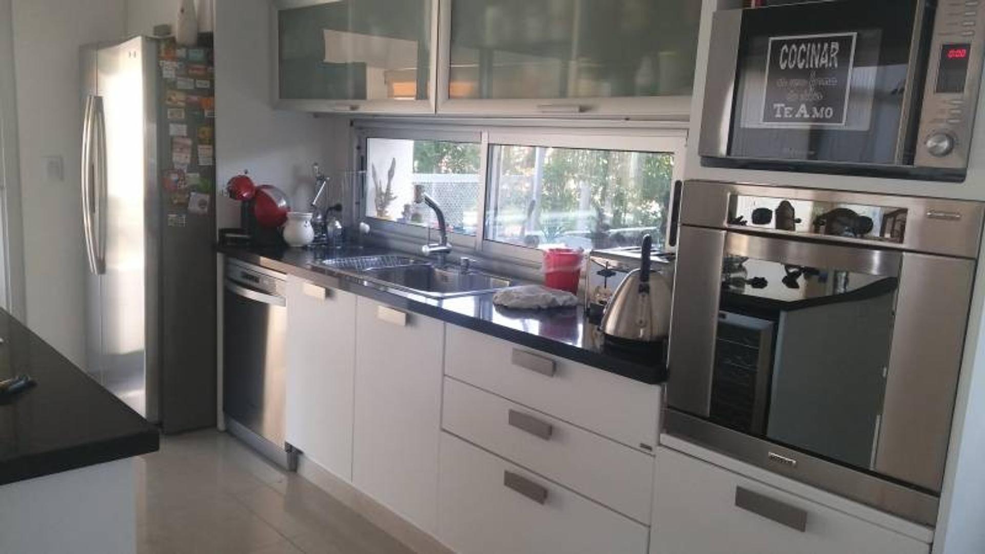 Casa en Venta en Nuevo Quilmes, USD 800.000