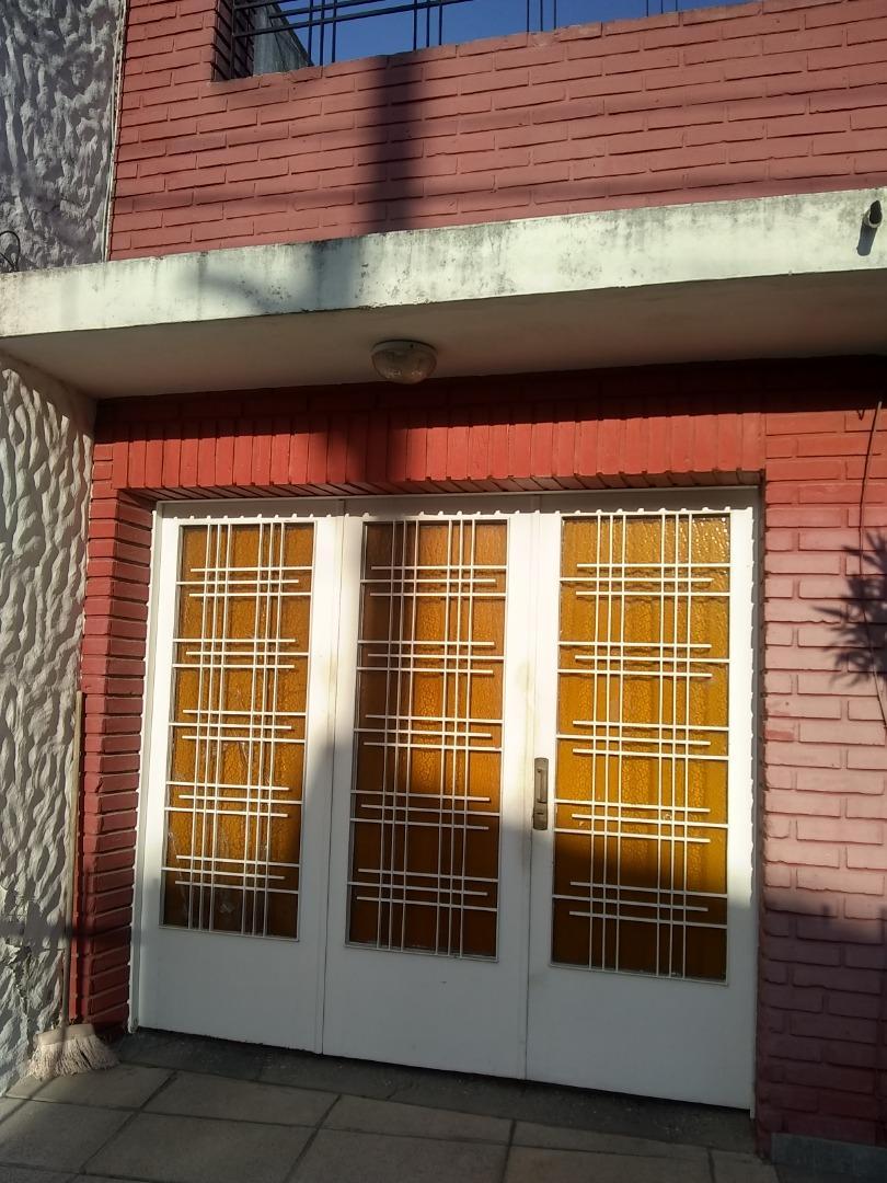 Casa en Venta en El Palomar, USD 230.000