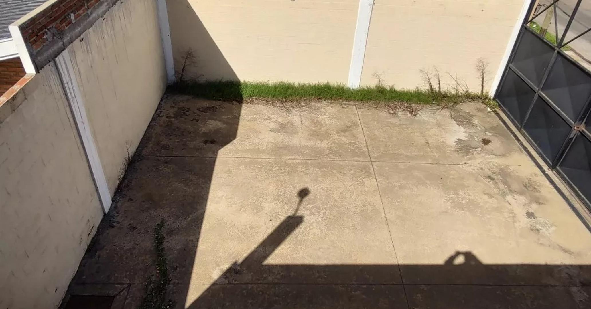 Local en Venta en Castelar Sur, USD 220.000