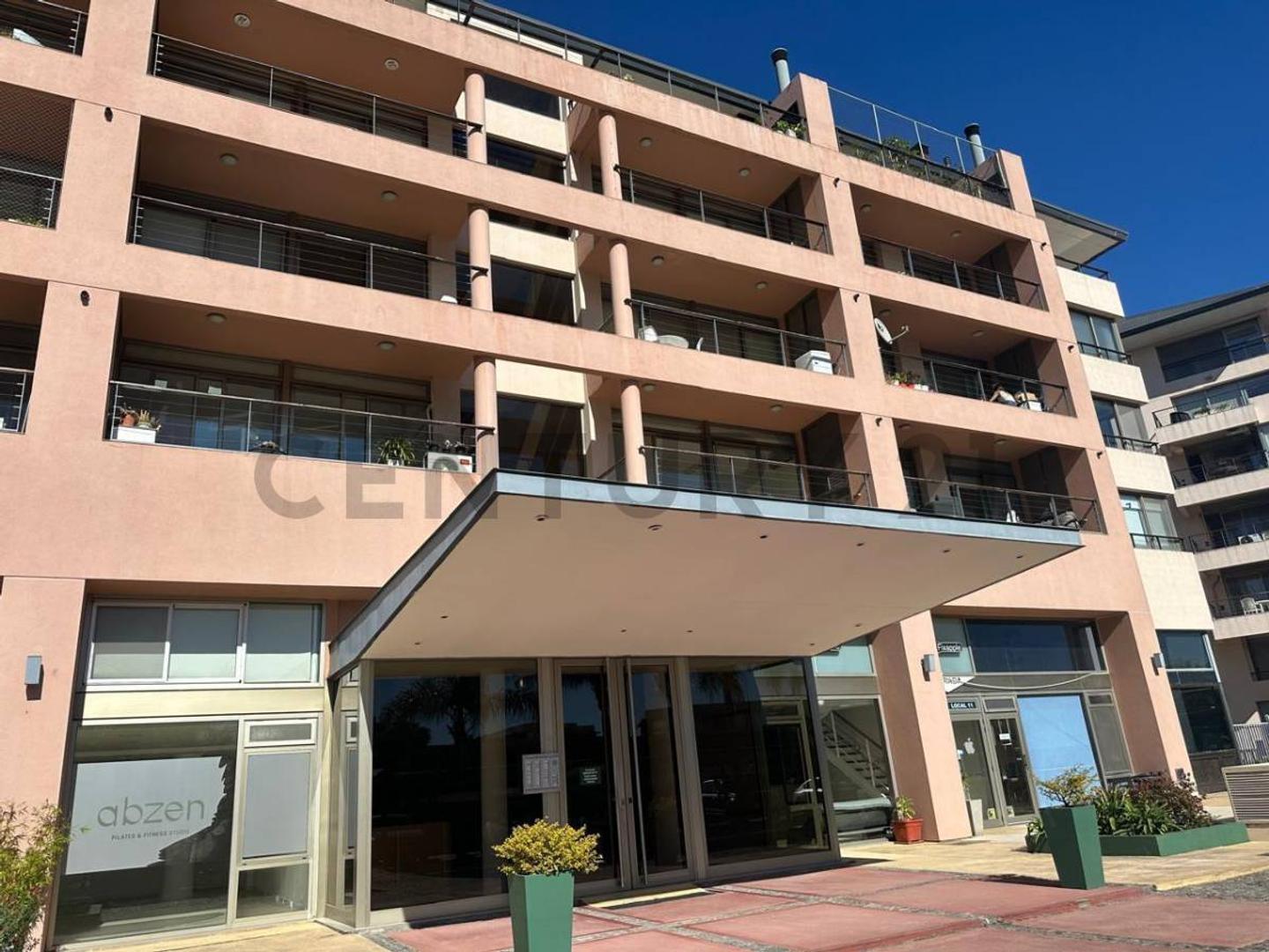 Venta dpto 2 ambientes Studios de la Bahia, Nordelta