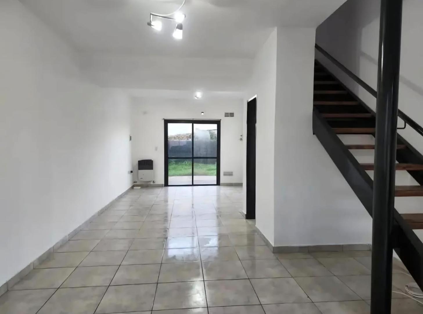 Casa en Alquiler en Moreno, $ 680.000