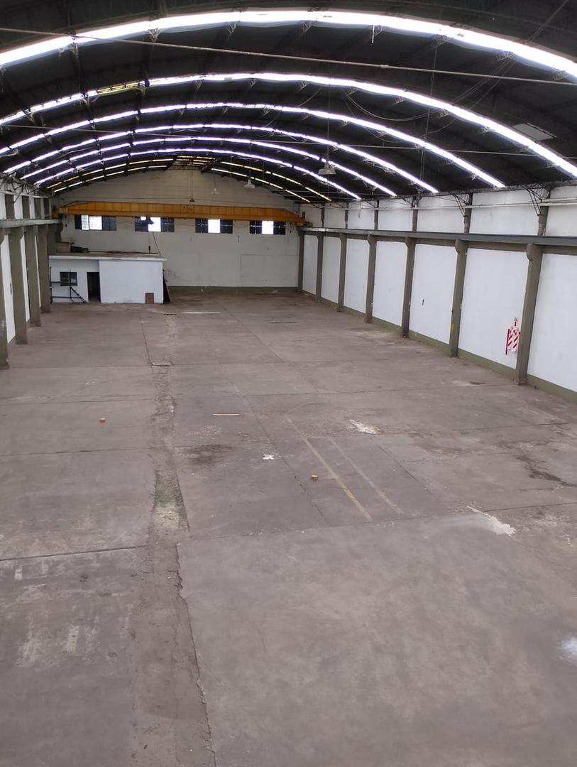 Galpon en Alquiler en San Andres, USD 6.000