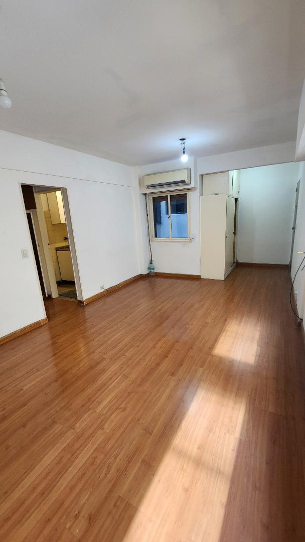 Departamento en Alquiler en Caballito, $ 450.000