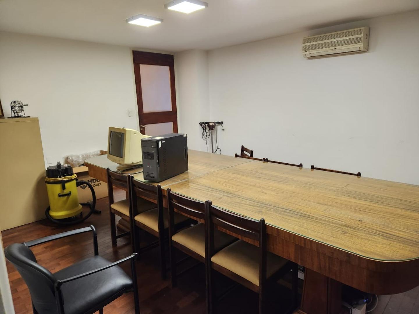 Oficina en Venta en Centro, USD 24.000