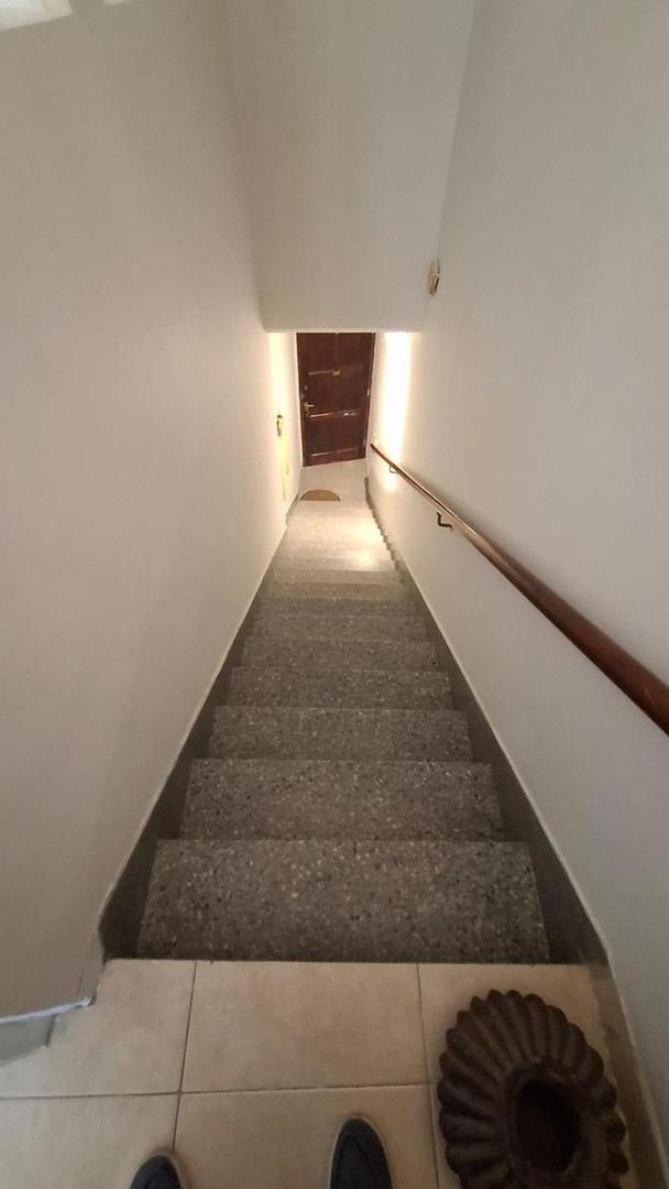 Av Del Libertador  al 16700